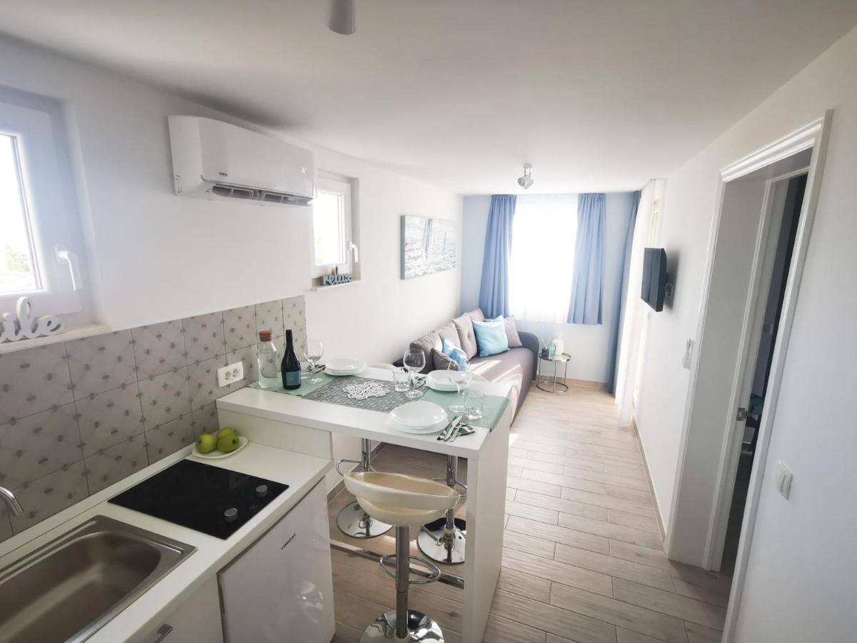 Rita Apartments - Sea-View Apartment 2Plus1 Tučepi エクステリア 写真